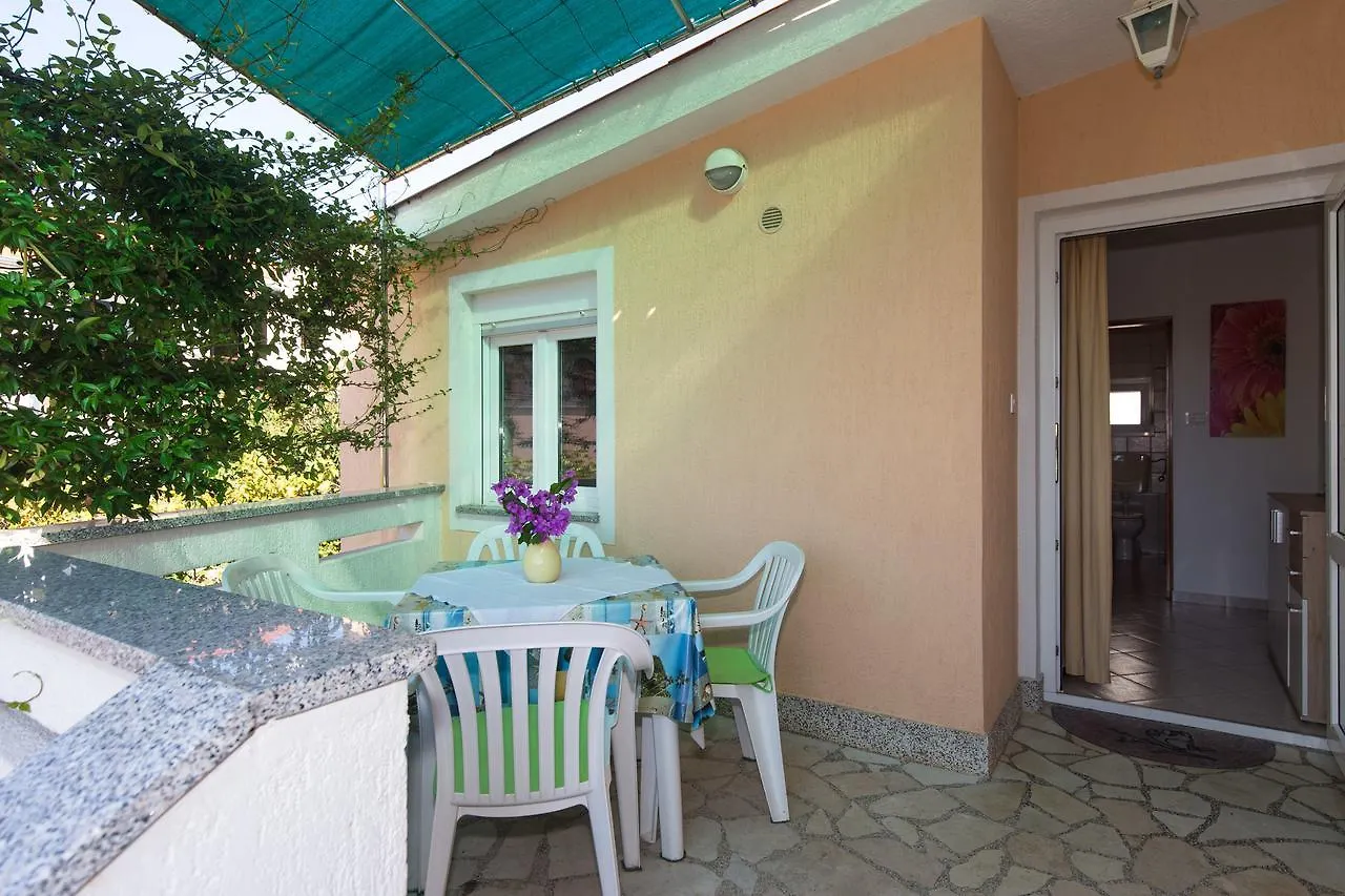 Mihalic Apartment Krk Island 0*, Krk Town Croatia