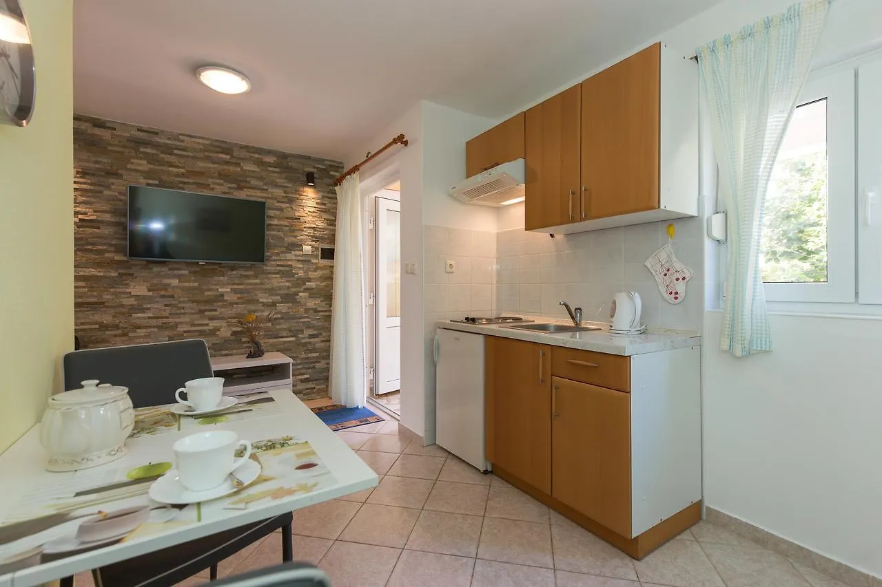 Mihalic Appartement Krk Island 0*, Krk Town